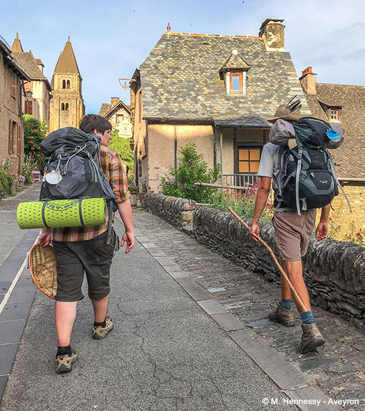 Randonnée à Brousse-le-Château : activités autour du Domaine L’Écrin Vert – Camping dans la vallée du Tarn